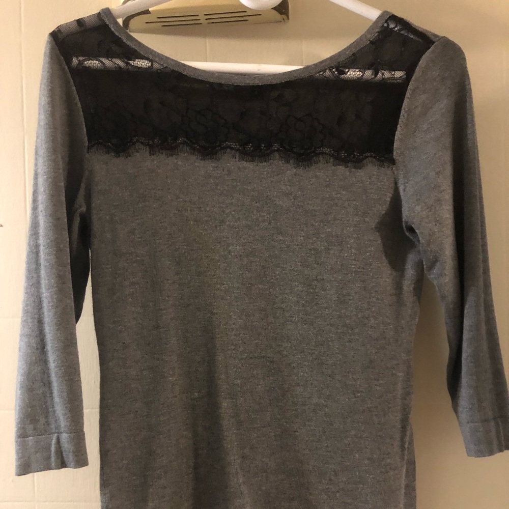Half sleeve gray lace express sweater